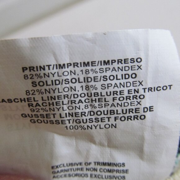 NWT Fit 4U Swimsuit Size 16 3 Tiered Romper Blue Floral & Paisley Fit 4 Ur Hips - Picture 16 of 16